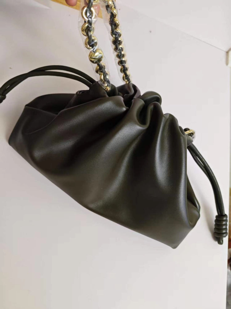9c4e7a228d1790192f9706e4c5b5471b